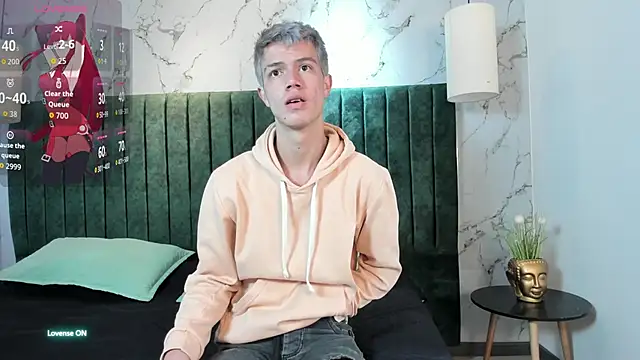 nicktorn online show from October 2025 01:08:02 PM