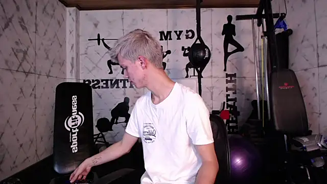 nicktorn online show from October 2025 12:06:01 PM