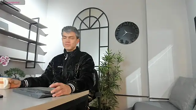 nicktorn online show from March 2026 12:05:01 PM