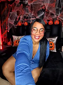 Snapshot of aranzzalatin chatting on October 2025 11:55:01 AM aranzzalatin online show from October 2025 11:55:01 AM