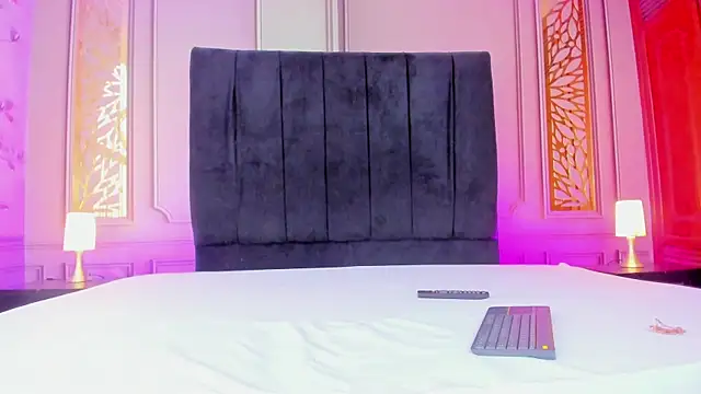 venus firekiss online show from October 2025 07:55:02 PM