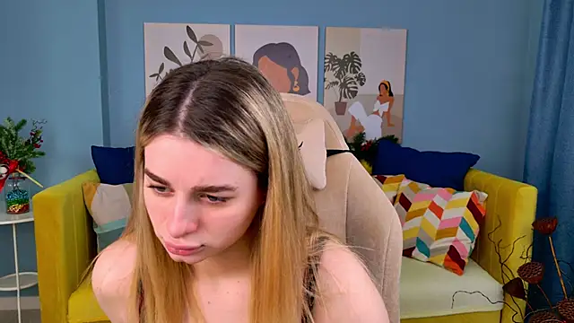 Snapshot of SweetyLicky chatting on January 2026 04:11:01 PM SweetyLicky online show from January 2026 04:11:01 PM