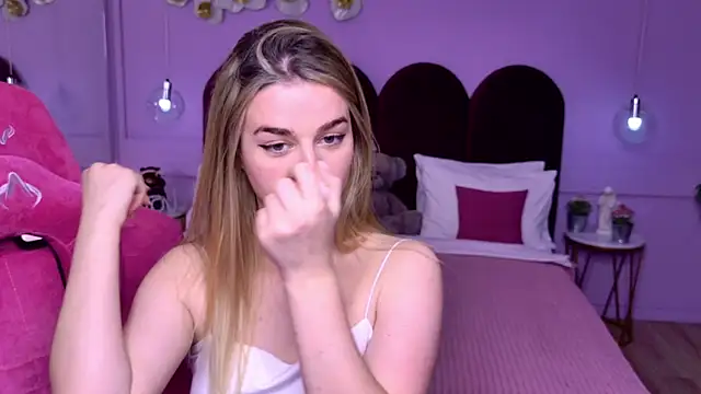 SweetyLicky online show from November 2025 04:07:02 PM