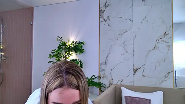 Snapshot of SweetyLicky chatting on February 2026 04:09:02 PM SweetyLicky online show from February 2026 04:09:02 PM