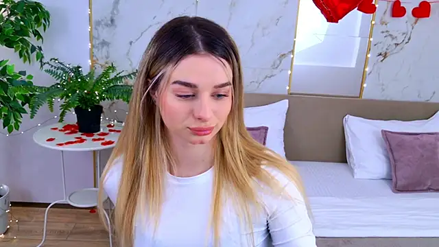 Snapshot of SweetyLicky chatting on February 2026 06:30:01 PM SweetyLicky online show from February 2026 06:30:01 PM