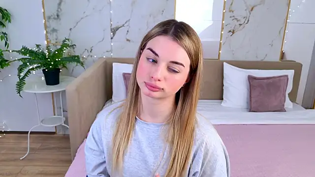 SweetyLicky online show from May 2026 03:16:02 PM