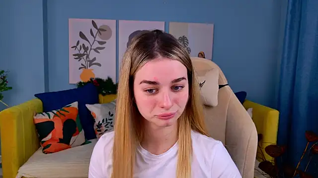 Snapshot of SweetyLicky chatting on December 2025 04:07:01 PM SweetyLicky online show from December 2025 04:07:01 PM