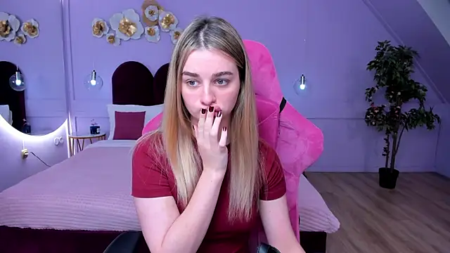 SweetyLicky online show from November 2025 04:10:01 PM