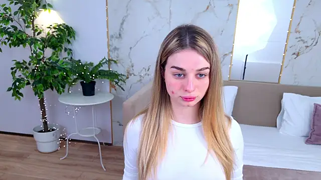 SweetyLicky online show from March 2026 04:20:01 PM