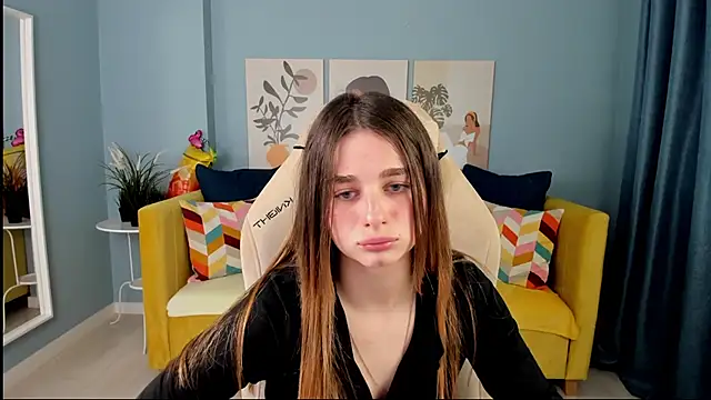 SweetyLicky online show from September 2025 04:09:02 PM