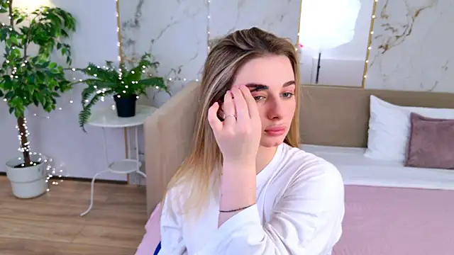 SweetyLicky online show from May 2026 03:14:02 PM
