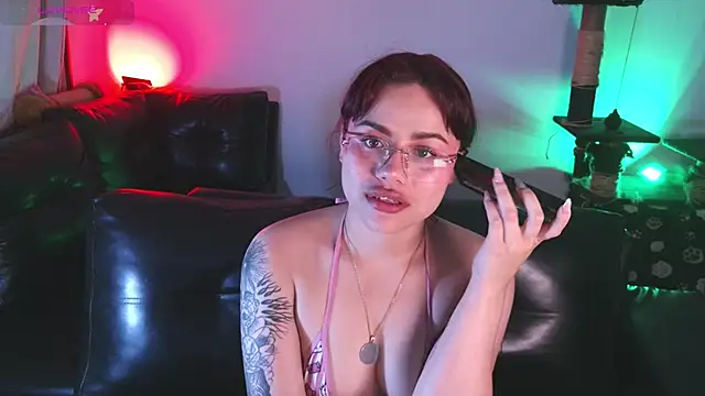 marsearth22  online show from December 2025 01:39:01 AM