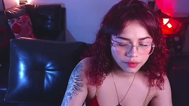 marsearth22  online show from January 2026 12:25:01 AM