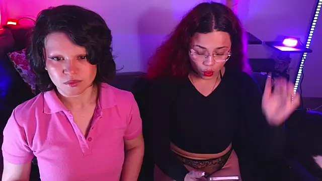 marsearth22  online show from April 2026 03:19:01 AM