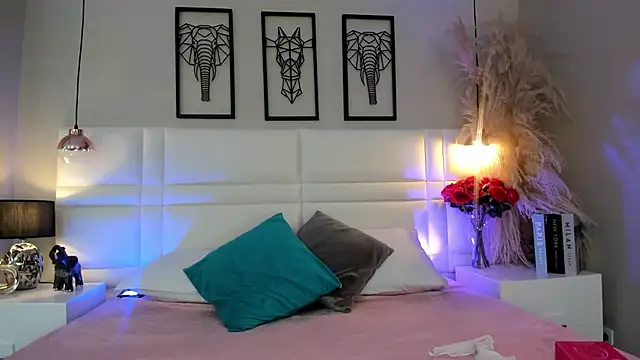 Viollet xoxo online show from November 2025 08:12:01 PM