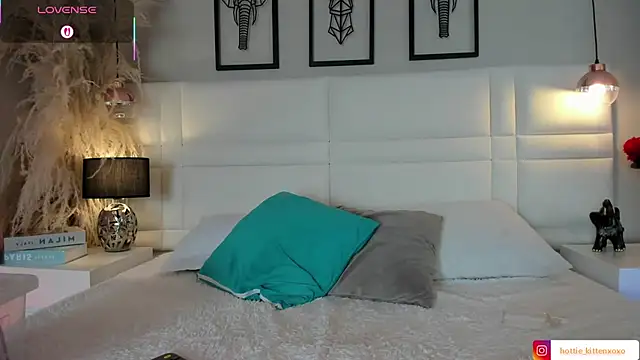 Viollet xoxo online show from November 2025 08:20:02 PM