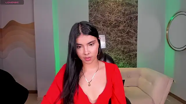 MiaLaurence online show from September 2025 08:04:02 PM
