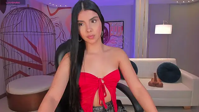 MiaLaurence online show from March 2026 06:59:02 PM