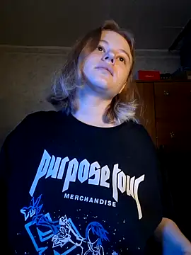 Snapshot of SlipperSherry chatting on October 2025 03:57:02 PM SlipperSherry online show from October 2025 03:57:02 PM