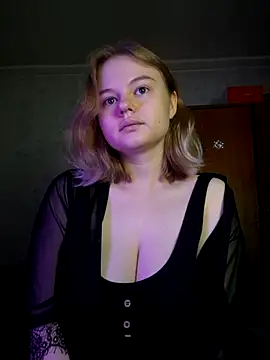 Snapshot of SlipperSherry chatting on November 2025 08:46:02 PM SlipperSherry online show from November 2025 08:46:02 PM