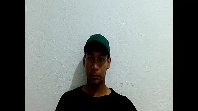 Snapshot of RyanLeon01 chatting on July 2026 09:36:02 PM RyanLeon01 online show from July 2026 09:36:02 PM