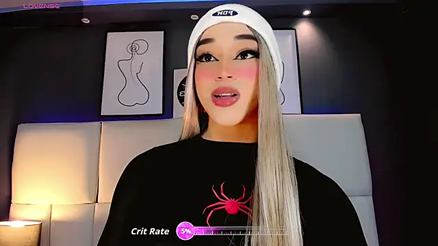 Valeriasmiithh online show from October 2025 08:41:02 PM
