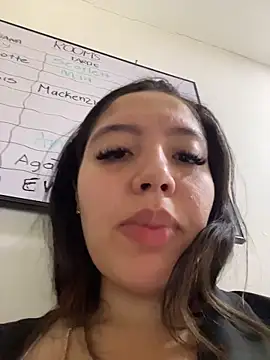 MiaFarkash online show from November 2025 04:22:02 PM