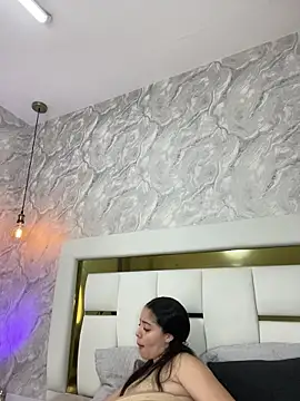 MiaFarkash online show from May 2026 06:26:02 PM