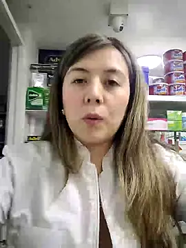 Snapshot of Sophie_del_Castillo chatting on January 2026 01:01:01 AM Sophie del Castillo online show from January 2026 01:01:01 AM