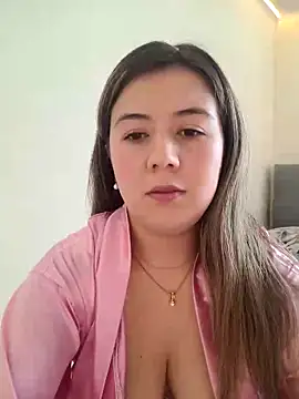 Snapshot of Sophie_del_Castillo chatting on May 2026 04:24:01 PM Sophie del Castillo online show from May 2026 04:24:01 PM