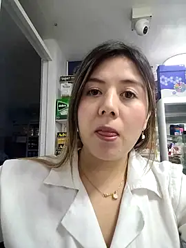 Sophie del Castillo online show from November 2025 09:41:01 PM