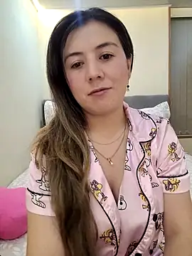 Snapshot of Sophie_del_Castillo chatting on May 2026 04:52:01 AM Sophie del Castillo online show from May 2026 04:52:01 AM
