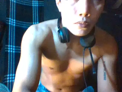 hell1212 25 online show from February 2026 05:03:01 PM