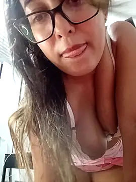 Snapshot of Eva_degil chatting on February 2026 02:16:02 PM Eva degil online show from February 2026 02:16:02 PM
