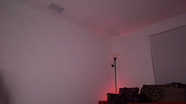 miasecretx online show from December 2025 09:04:02 AM