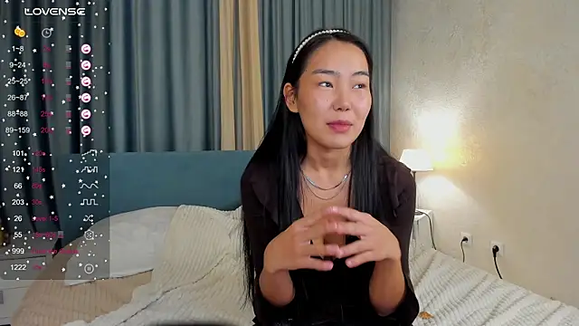 Snapshot of AsianCheek chatting on November 2025 01:38:01 AM AsianCheek online show from November 2025 01:38:01 AM