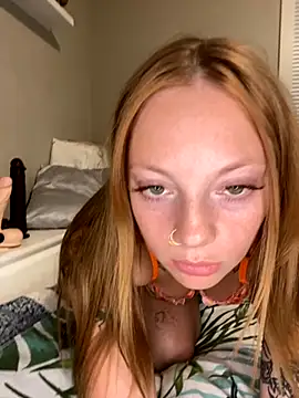 Snapshot of kelsred12 chatting on October 2025 01:51:01 AM kelsred12 online show from October 2025 01:51:01 AM