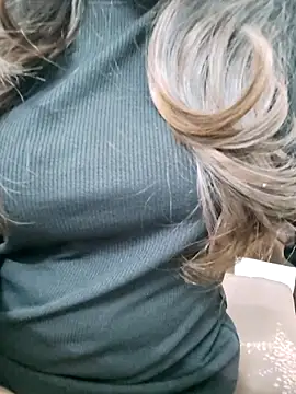 Snapshot of Kayna_Rawat chatting on December 2025 10:47:01 AM Kayna Rawat online show from December 2025 10:47:01 AM