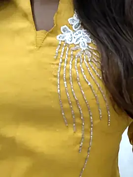 Snapshot of Kayna_Rawat chatting on November 2025 10:51:02 AM Kayna Rawat online show from November 2025 10:51:02 AM