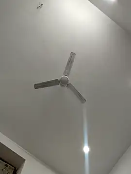 Snapshot of Kayna_Rawat chatting on November 2025 10:59:01 AM Kayna Rawat online show from November 2025 10:59:01 AM