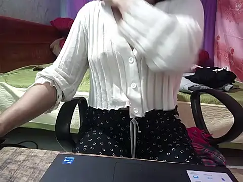 Xue weng online show from December 2025 12:24:02 AM