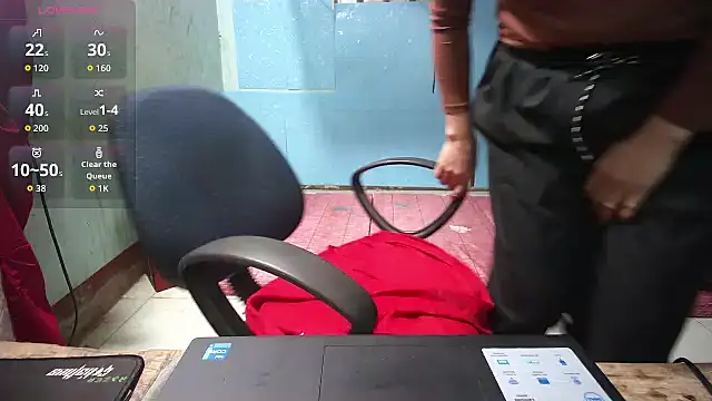 Xue weng online show from November 2025 10:35:01 PM