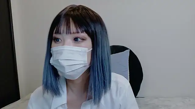 sarina at online show from May 2026 09:18:02 AM