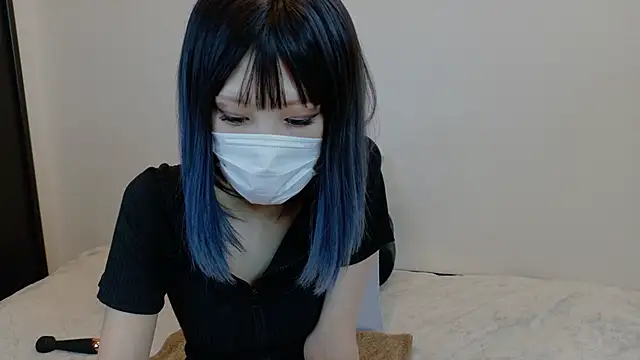 sarina at online show from October 2025 04:31:01 AM