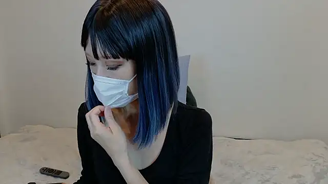 sarina at online show from November 2025 04:16:01 AM