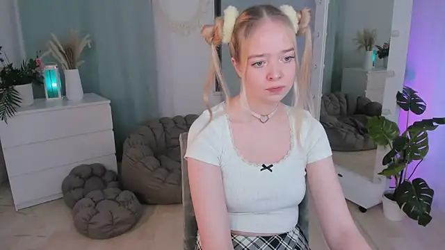 BellaMontgomery online show from November 2025 10:54:02 PM