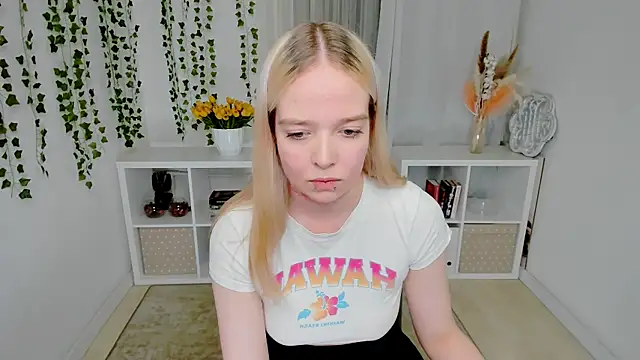 BellaMontgomery online show from June 2026 10:36:01 PM