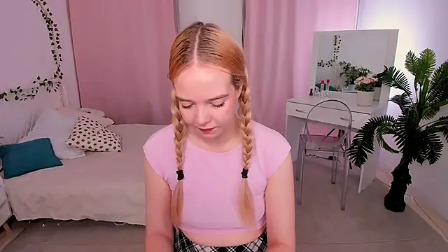 BellaMontgomery online show from October 2025 09:26:02 PM