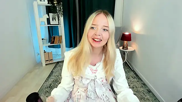 BellaMontgomery online show from July 2026 10:28:02 PM