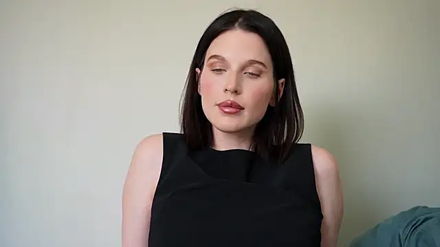 ellaa91 online show from May 2026 01:15:01 PM